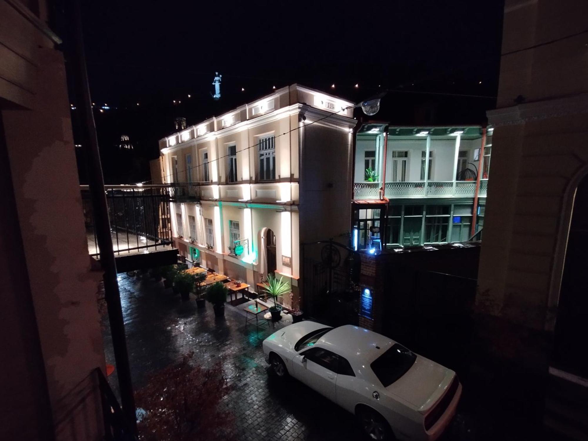 La Maison #7 Tbilisi Luaran gambar